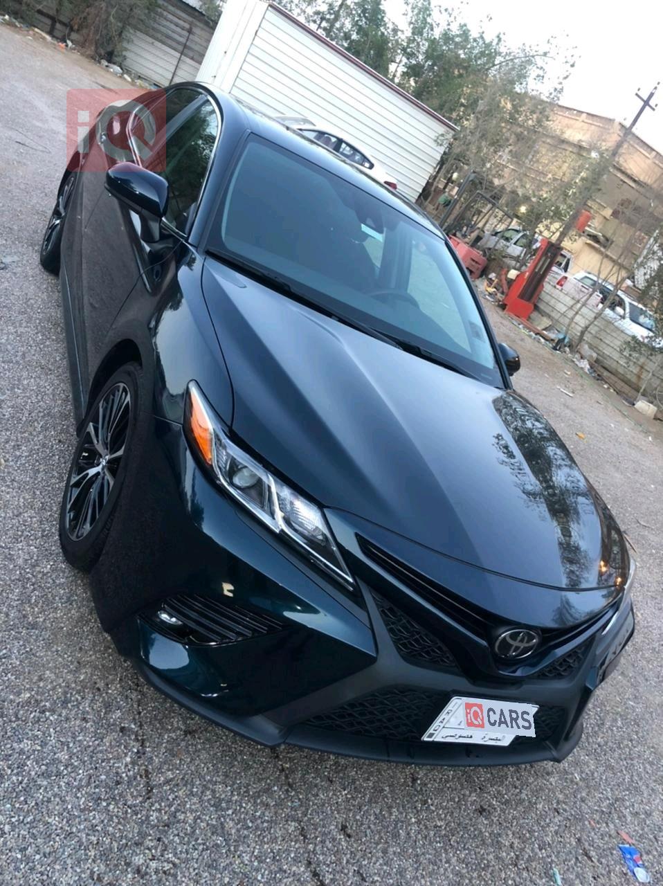 تۆیۆتا کامری